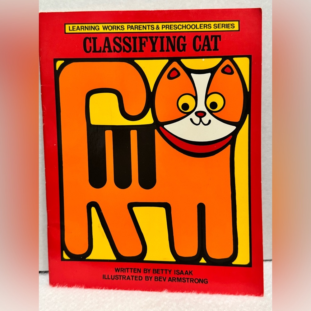 Classifying Cat Book by Betty Isak (1982)